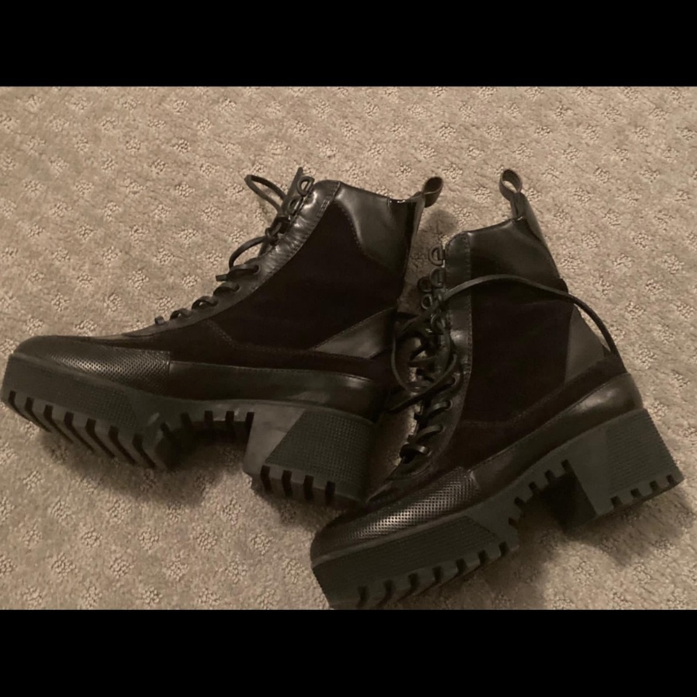Lv combat boots Lv logo on tongue of boots